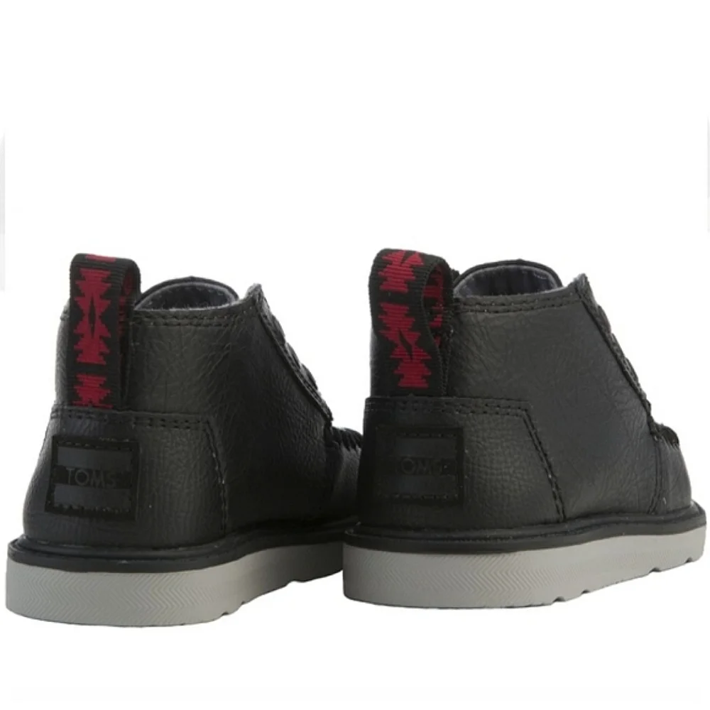 TOMS Kids Chakhas Boots